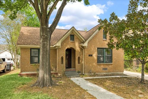 6629 Wildwood Way, Houston, TX, 77023-4021 | Card Image