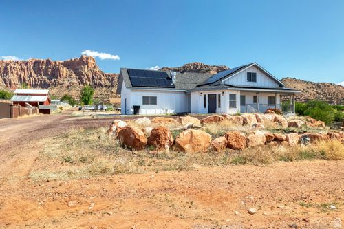 740 W Uzona Ave, Hildale, UT, 84784-7726 | Card Image