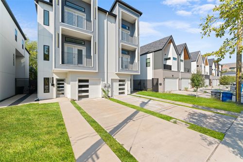 2511 Crossman Ave, Dallas, TX, 75212-5209 | Card Image