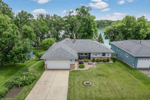 455 W Amber Lake Dr, Fairmont, MN, 56031-2404 | Card Image