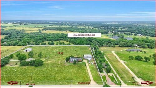12153 Mustang Rd, Pilot Point, TX, 76258-7712 | Card Image