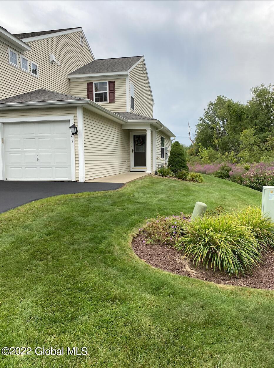 215 Linden Court, Sold in Amsterdam Zoocasa