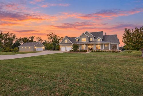5500 Sw Gunstock Rd, Bentonville, AR, 72713-4277 | Card Image