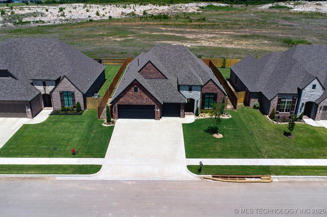 7905 N 149 Th East Ave, House other with 3 bedrooms, 2 bathrooms and null parking in Owasso OK | Image 50