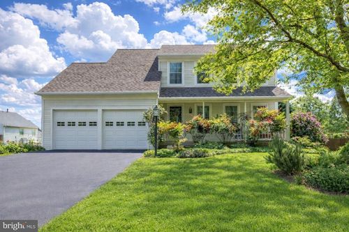 9403 Cloverhill Ct, MANASSAS, VA, 20110-6038 | Card Image