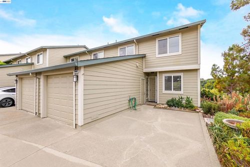 25047 Oakridge Ct, Hayward, CA, 94541-6901 | Card Image