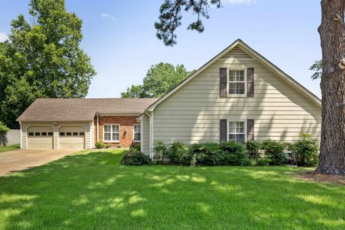 8604 Sandpoint Dr, Germantown, TN, 38139-5320 | Card Image