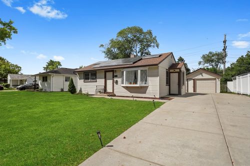 4101 Owl Dr, Rolling Meadows, IL, 60008-2512 | Card Image