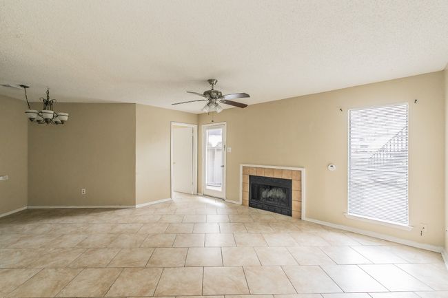 APT-34 - 1608 Pecan Chase Cir, Condo with 2 bedrooms, 1 bathrooms and null parking in Arlington TX | Image 6