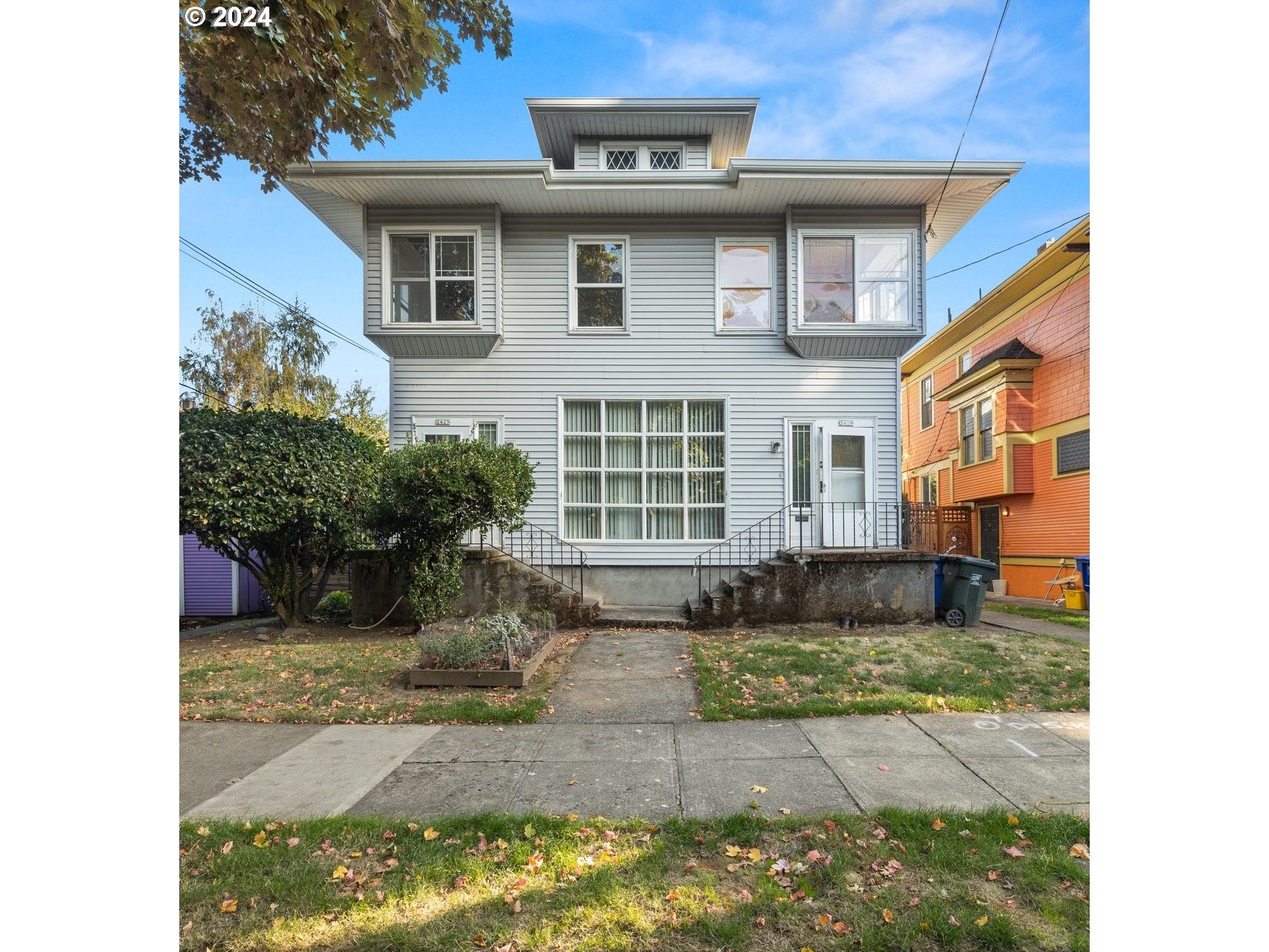 Yamhill St, Portland, OR 97214