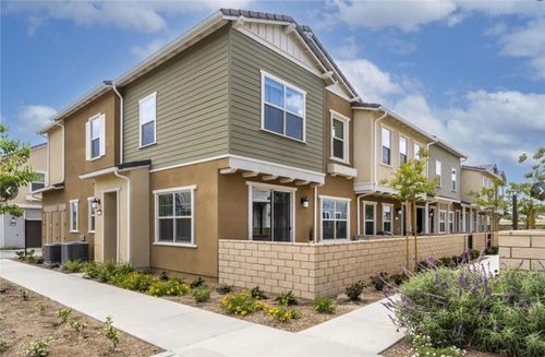 18-22952 Harvest Mill Cir, Saugus, CA, 91350-5859 | Card Image