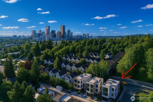 11888 Se 5th St, Bellevue, WA, 98005-3511 | Card Image