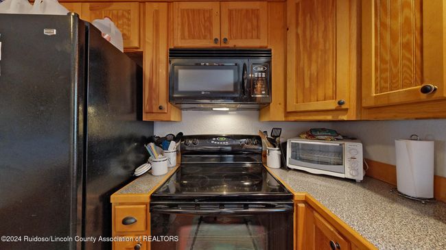 109 E 3 Rd St, House other with 3 bedrooms, 2 bathrooms and null parking in Capitan NM | Image 26