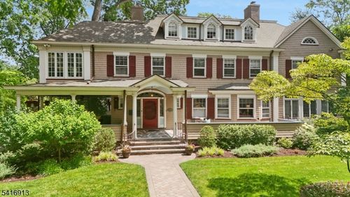 29 Hillcrest Rd, Glen Ridge, NJ, 07028-1202 | Card Image