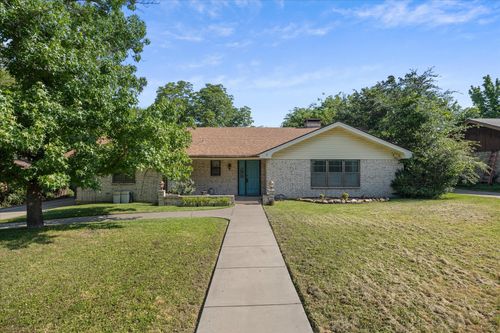2308 Royal Lane, Greenville, TX, 75402 | Card Image