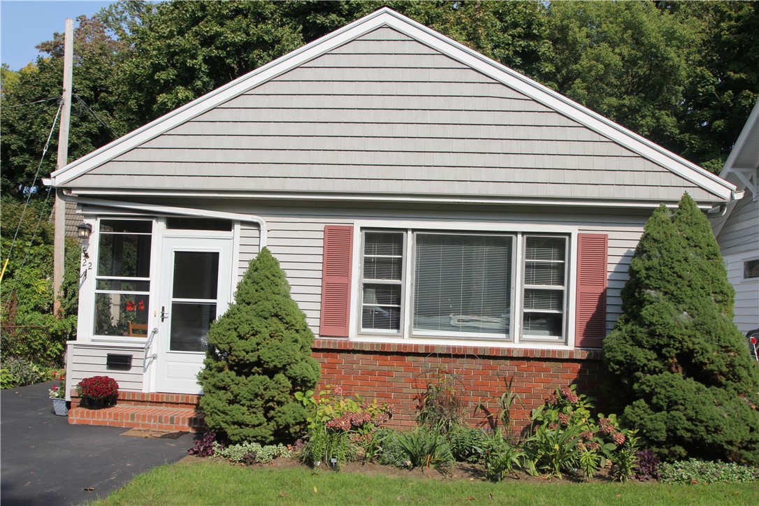 Chelsea Rd, Rochester, NY 14617