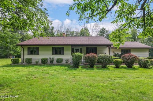 17 Silhouette Ln, Waymart, PA, 18472-6096 | Card Image