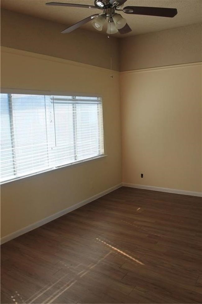 APT-206 - 2408 Longview St, Condo with 1 bedrooms, 1 bathrooms and 1 parking in Austin TX | Image 4