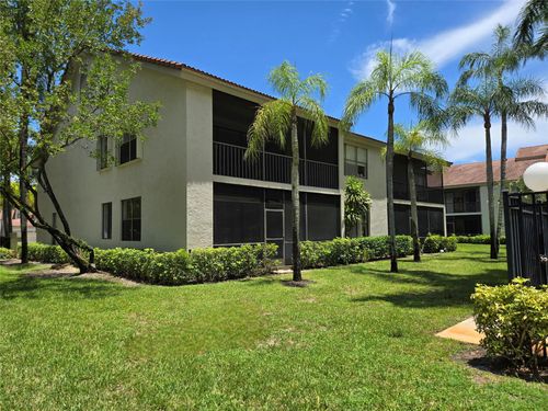 apt-d-5800 Coach House Cir, Boca Raton, FL, 33486-8902 | Card Image