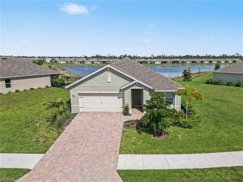 20313 Camino Torcido Loop, North Fort Myers, FL, 33917-8151 | Card Image