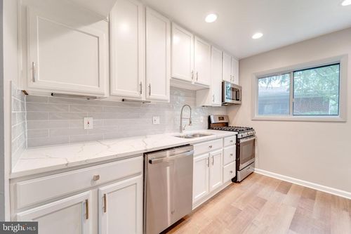 apt-202-51 Skyhill Rd, ALEXANDRIA, VA, 22314-4995 | Card Image