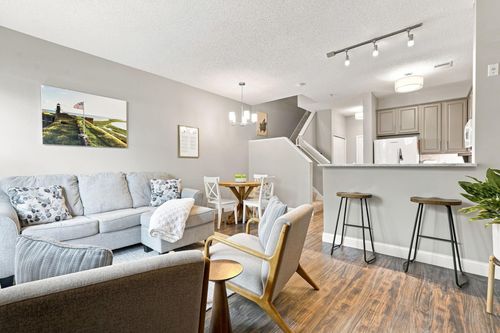 129-645 N 1st St, Minneapolis, MN, 55401-1194 | Card Image
