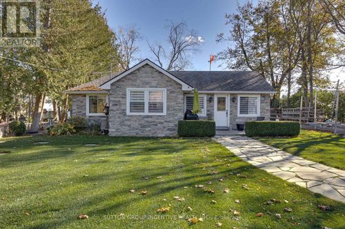131 Minnetonka Rd, Innisfil, ON, L9S2V8 | Card Image