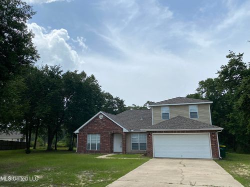 2501 Shelby Ln, Ocean Springs, MS, 39564-8791 | Card Image