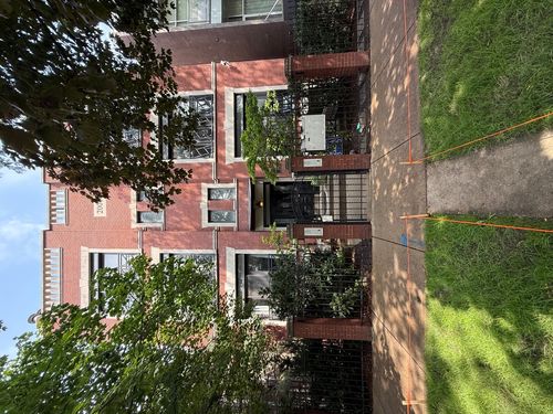 1w-2212 Huron St, Chicago, IL, 60612-1326 | Card Image