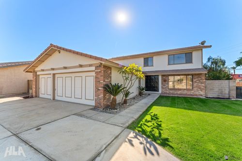 2113 E 27th Pl, Yuma, AZ, 85365-3276 | Card Image