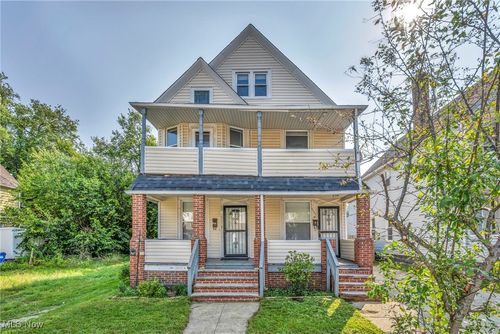 2227 E 85th St, Cleveland, OH, 44106-3462 | Card Image