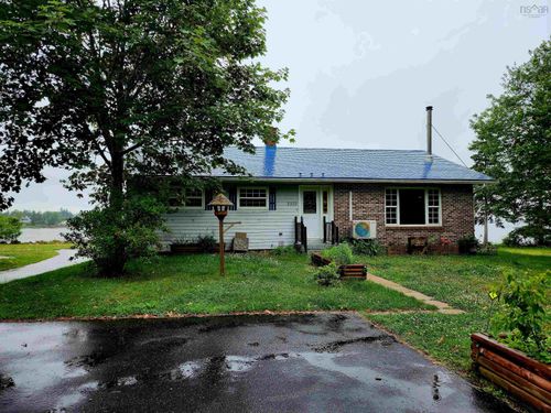 3379 Hwy 3 Barrington Passage, Barrington Passage, NS, B0T1W0 | Card Image