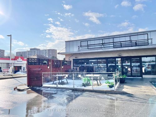 111-9580 Yonge St, Richmond Hill, ON, L4C1V6 | Card Image