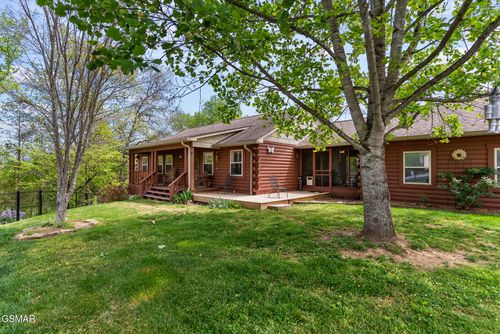 615 Harold Dr, Maryville, TN, 37803-8153 | Card Image