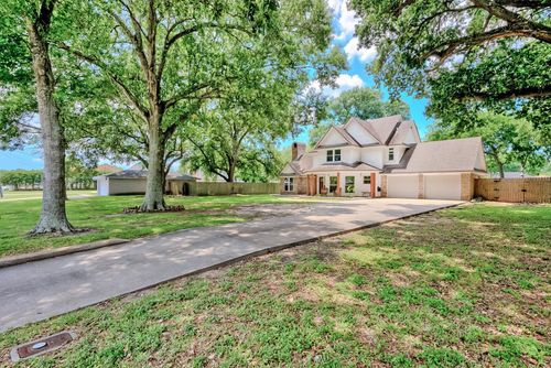 1850 Nall St, Port Neches, TX, 77651-3331 | Card Image