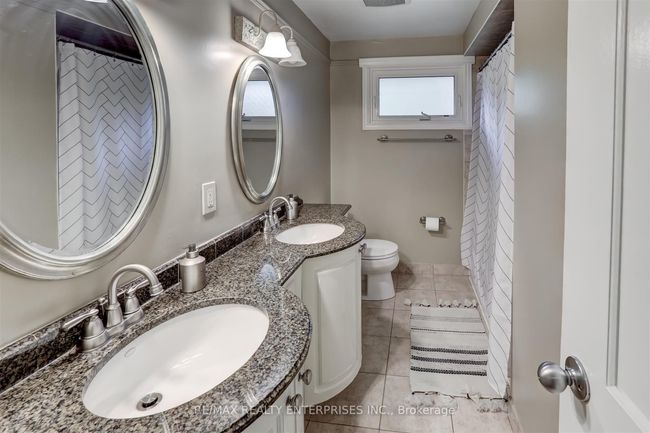 1648 Angela Cres, House other with 4 bedrooms, 2 bathrooms and 4 parking in Mississauga ON | Image 20