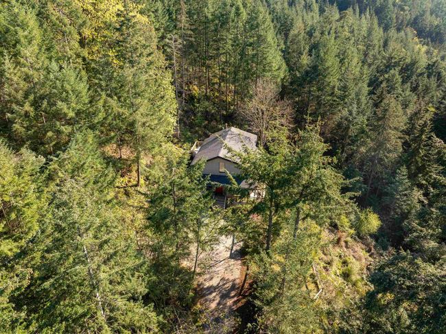1557 White Sails Dr, House other with 3 bedrooms, 3 bathrooms and 4 parking in Bowen Island BC | Image 35