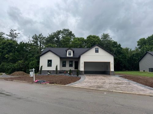 400 Bellaire Dr, Harrodsburg, KY, 40330-1238 | Card Image