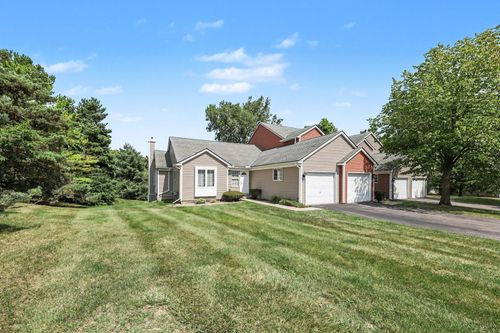 398 Rolling Meadow Dr, Ann Arbor, MI, 48103-6189 | Card Image