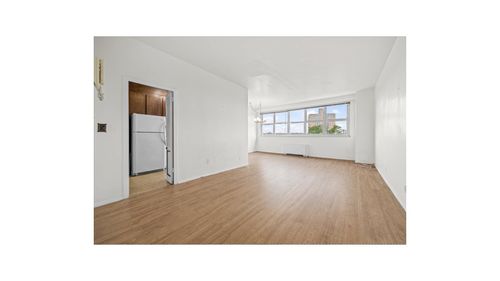 3t-555 Kappock St, Bronx, NY, 10463-6403 | Card Image