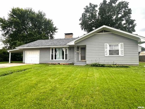 18 Arline Dr, Centralia, IL, 62801-4405 | Card Image