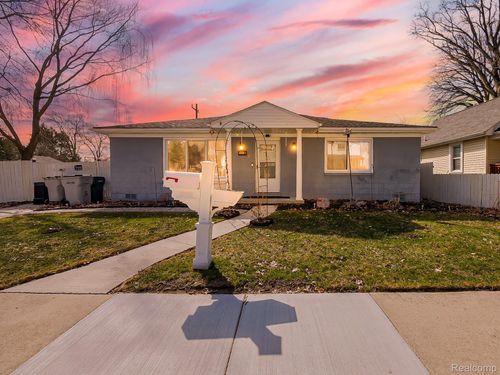 115 W Elza Ave, Hazel Park, MI, 48030-2288 | Card Image