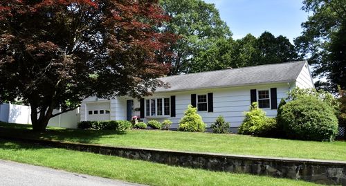 21 Raleigh Rd, Webster, MA, 01570-4346 | Card Image