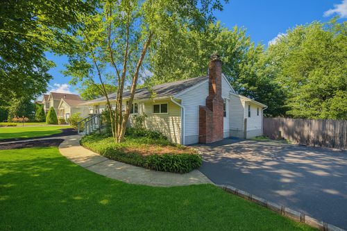 2 Unity Dr, Centereach, NY, 11720-2720 | Card Image