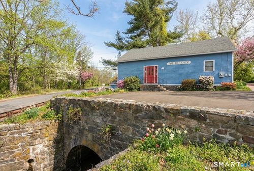 51 Mill Rd, Guilford, CT, 06437-2416 | Card Image