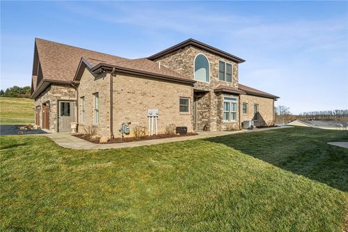 1222 Bellfield Ct, Greensburg, PA, 15601-8559 | Card Image