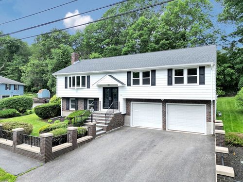 61 Cynthia Rd, Dedham, MA, 02026-6240 | Card Image
