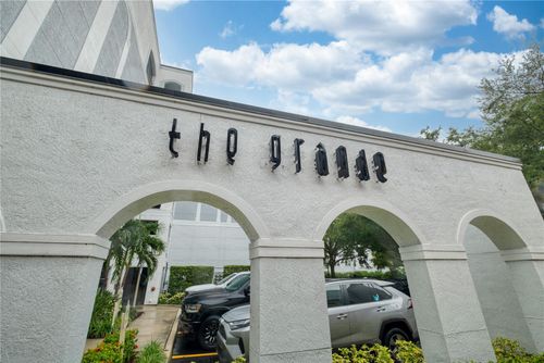 6011-300 E South St, ORLANDO, FL, 32801-3565 | Card Image