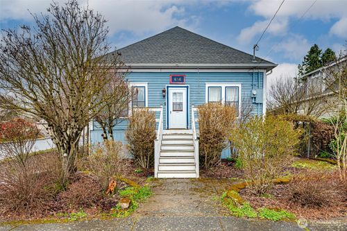 656 Davidson Ave, Woodland, WA, 98674-9777 | Card Image