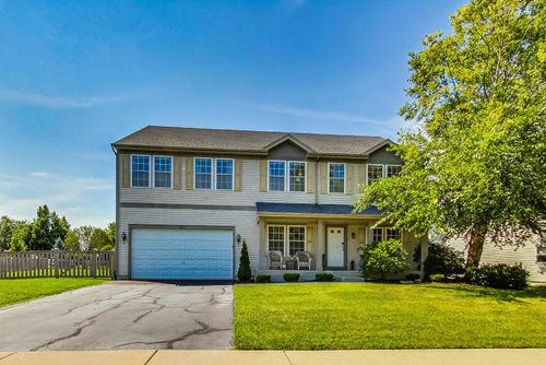 631 Gray Avenue, Elburn, IL, 60119 | Card Image